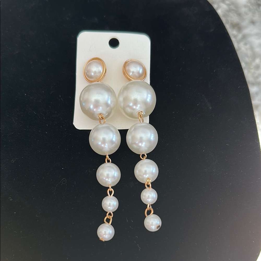 👑Elegant Pearl Drop Earrings